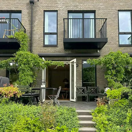 Townhouse With Traffic-free Area In Carlsberg Byen Casa vacanze Copenaghen
