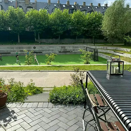 Townhouse With Traffic-free Area In Carlsberg Byen * Copenaghen